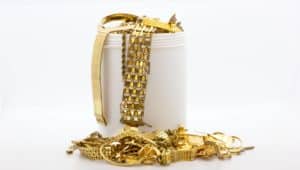 Wo verkaufe ich am besten alten Goldschmuck? 2 Was muss man beim Verkauf von Gold beachten Gold verkaufen